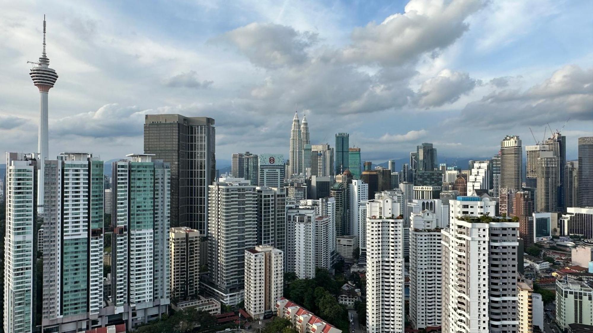 Balcony Unit Ii & The Robertson 33f Kuala Lumpur