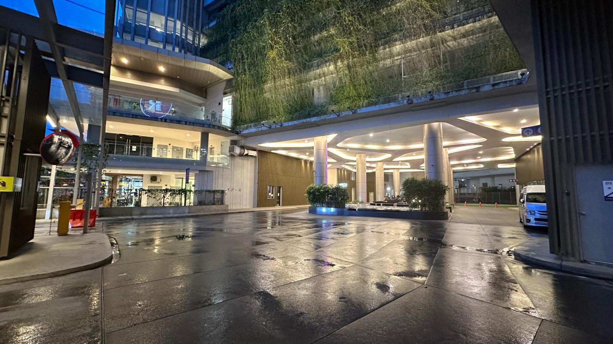 Pangsapuri Balcony Unit Ii & The Robertson 33f Kuala Lumpur