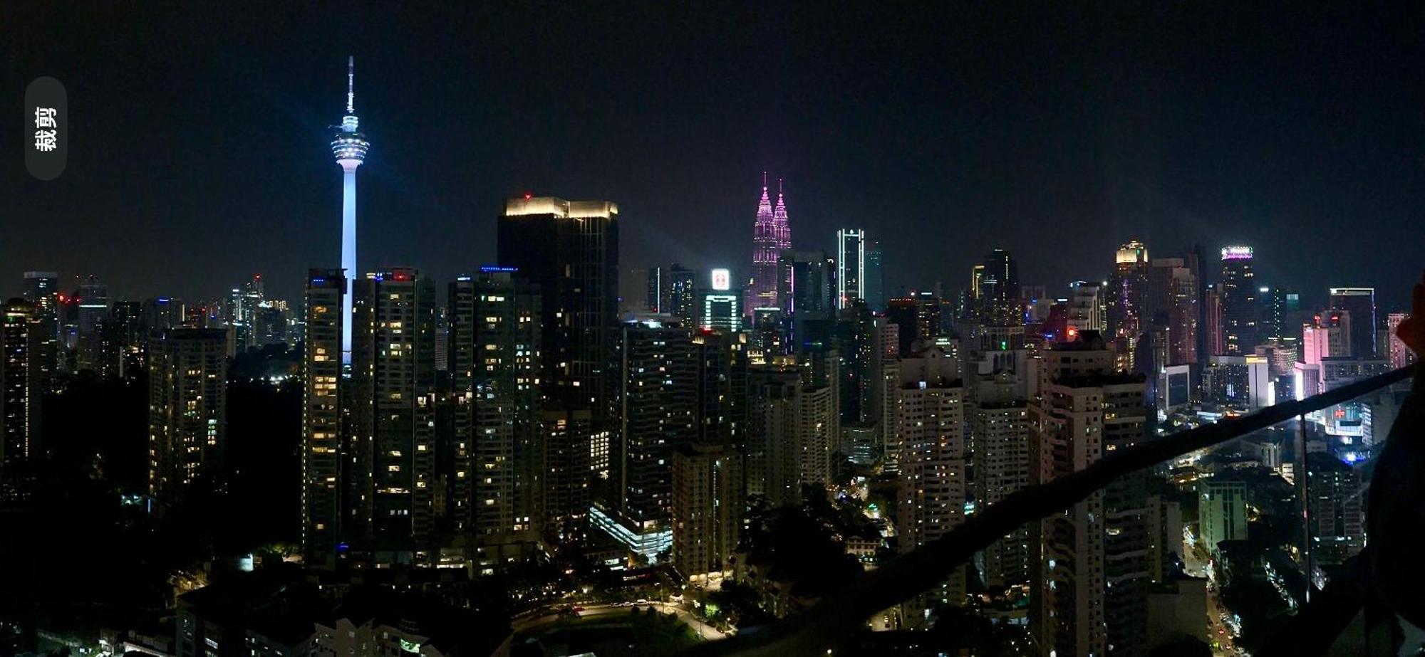 Balcony Unit Ii & The Robertson 33f * Kuala Lumpur